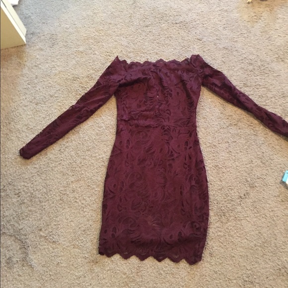 Off the shoulder mini dress - Picture 2 of 4